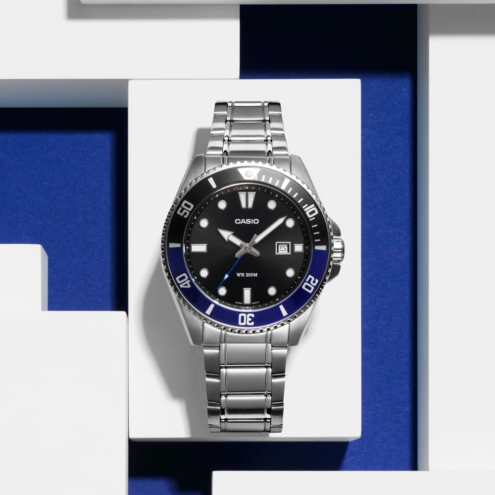 Casio MDV-107D-1A2V Standard Divers Black Dial Silver Stainless Steel Band - Image 3